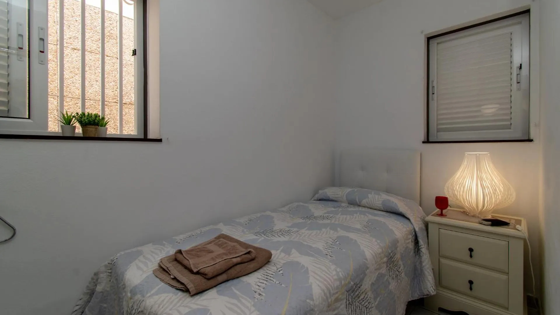 Stunning 6 Bedroom Villa Private Heated Pool Costa Adeje  Costa Adeje (Tenerife)
