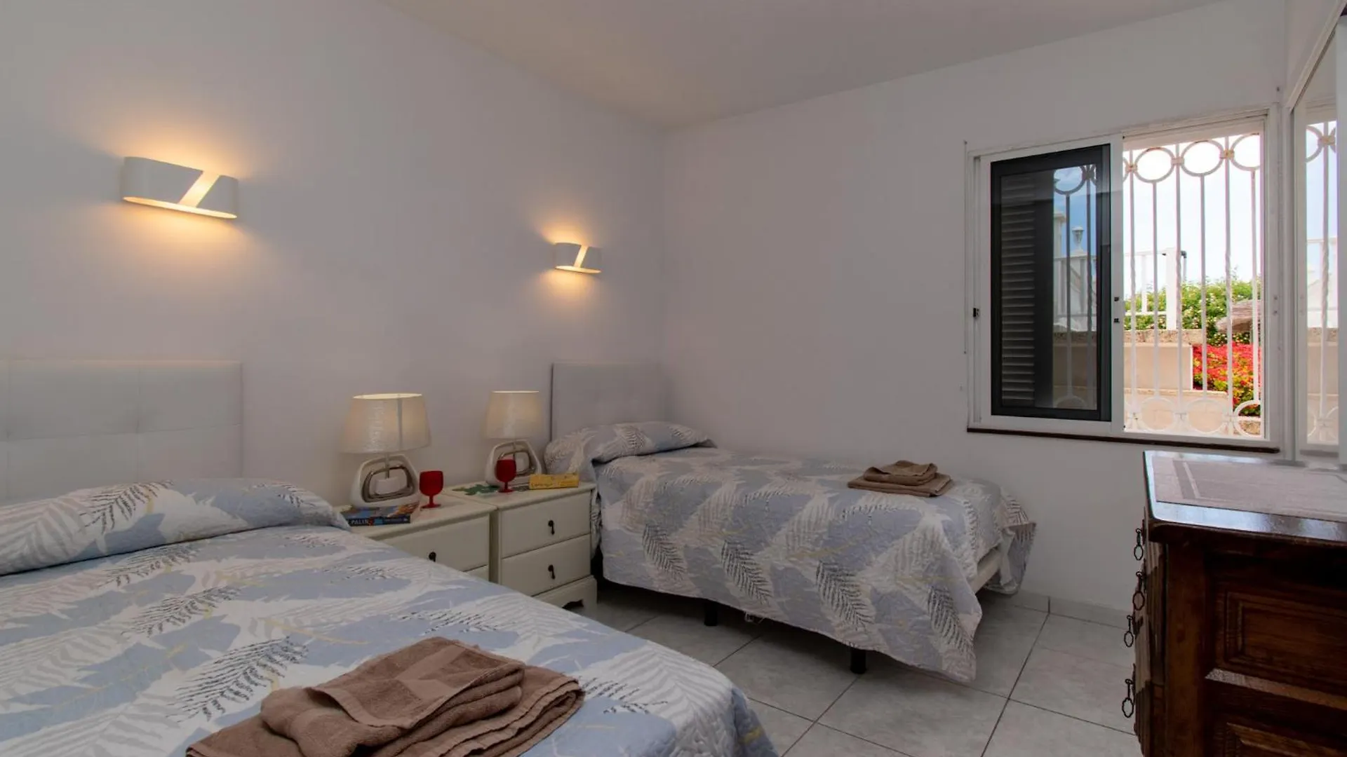 Stunning 6 Bedroom Villa Private Heated Pool Costa Adeje