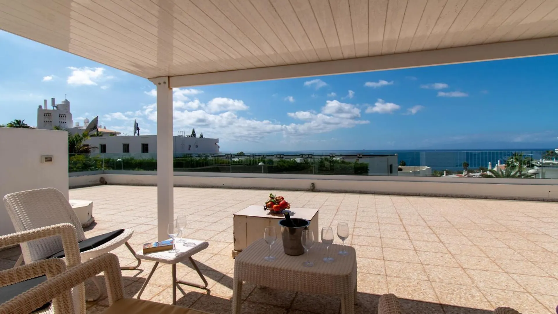 Stunning 6 Bedroom Villa Private Heated Pool Costa Adeje  Spanien