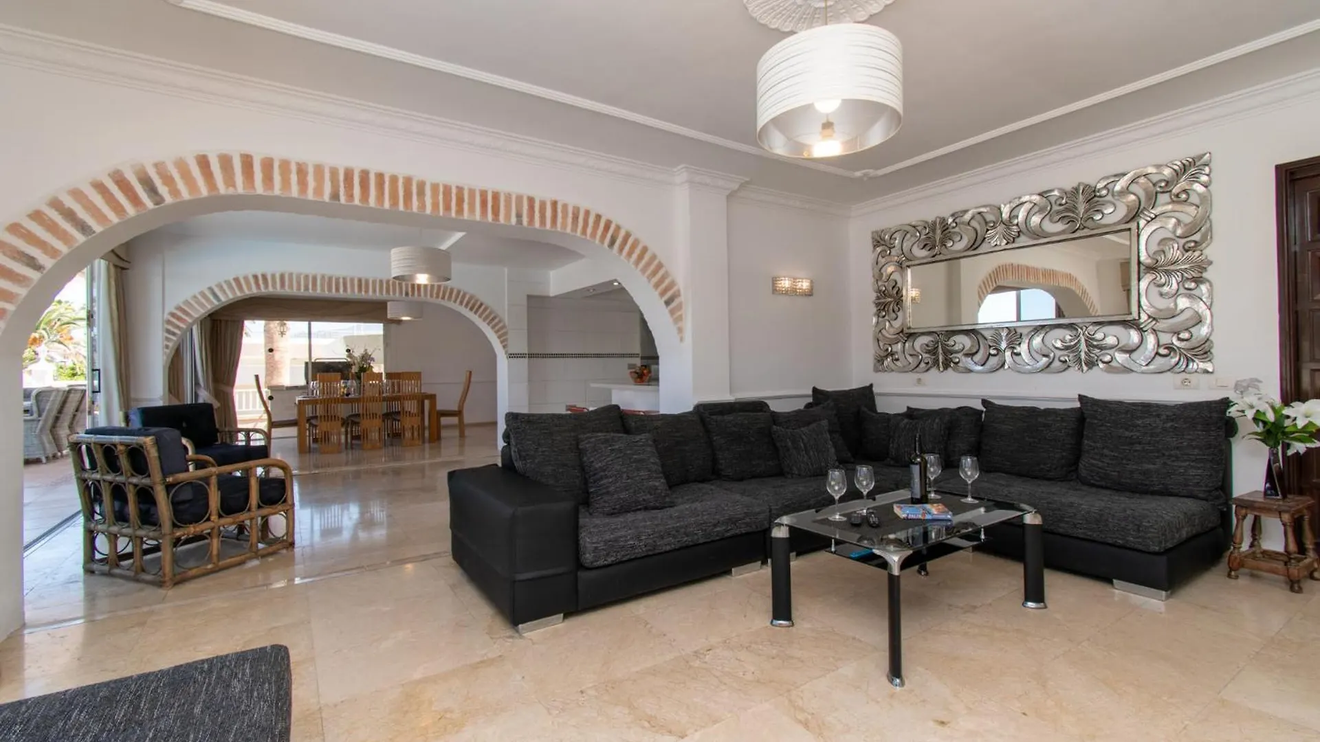 Stunning 6 Bedroom Villa Private Heated Pool Costa Adeje  0*, Costa Adeje (Tenerife) Spanien